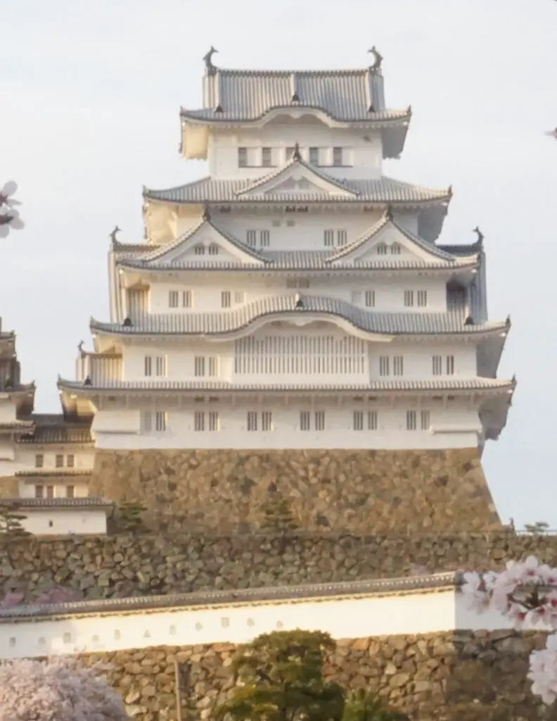 improve your travel photos by not only taking photos with a single object