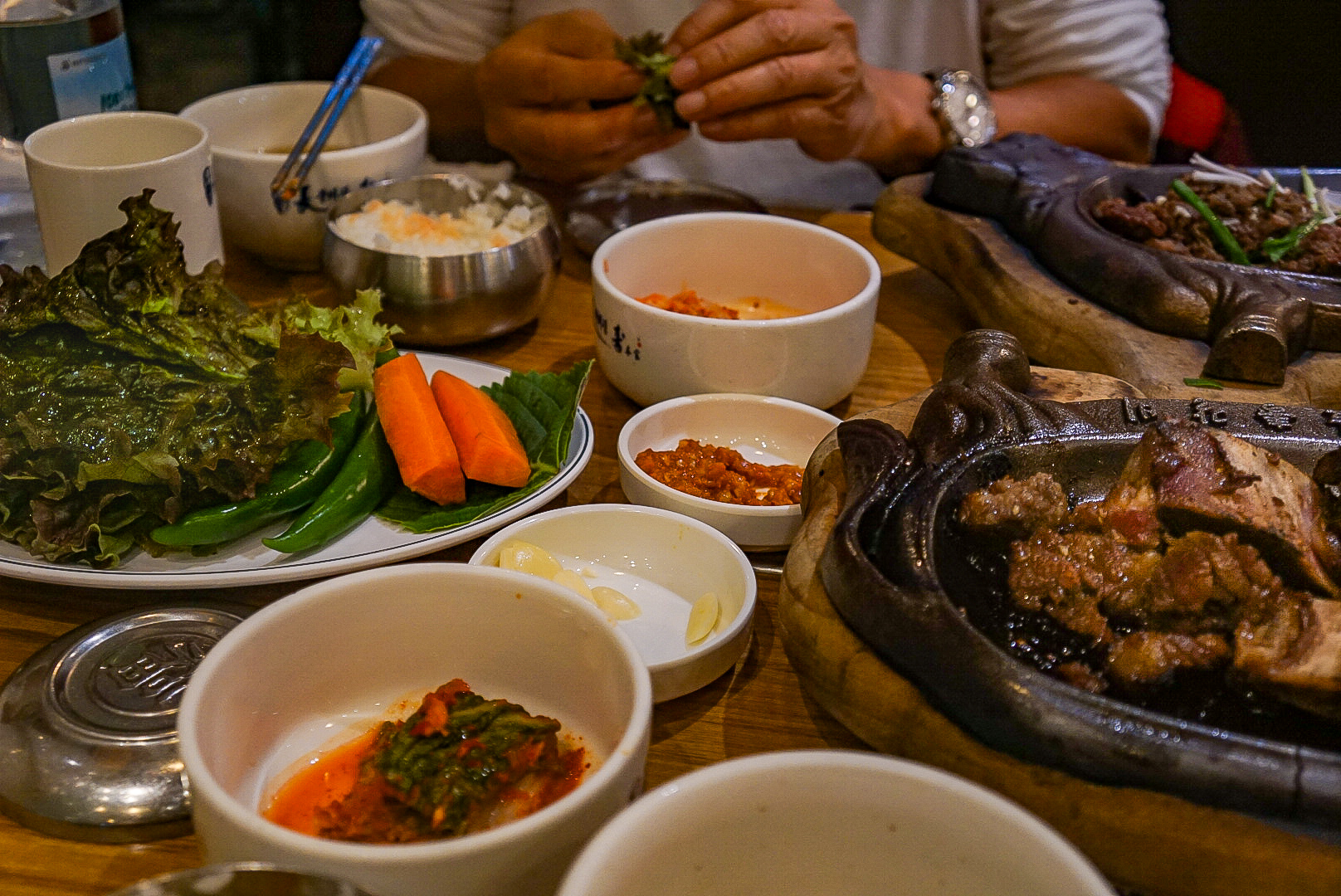 korean barbecue and korean food in south korea for digital nomads