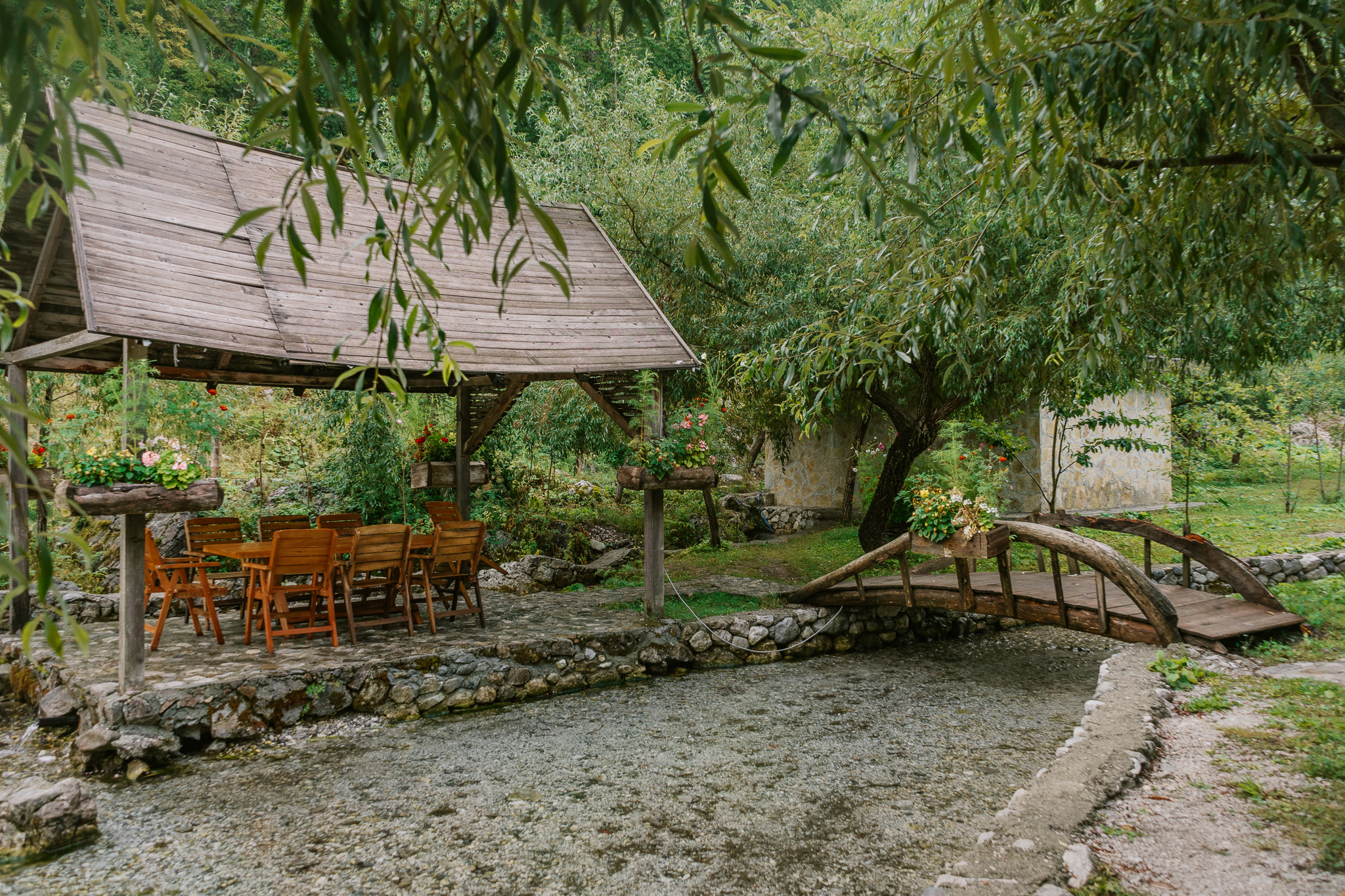 Jezerca Guesthouse garden in Valbona